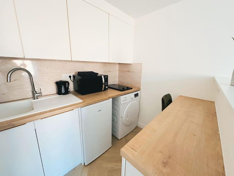 Le Studio - Cocon Scandinave - Parking Gratuit Pont-de-Veyle Extérieur photo