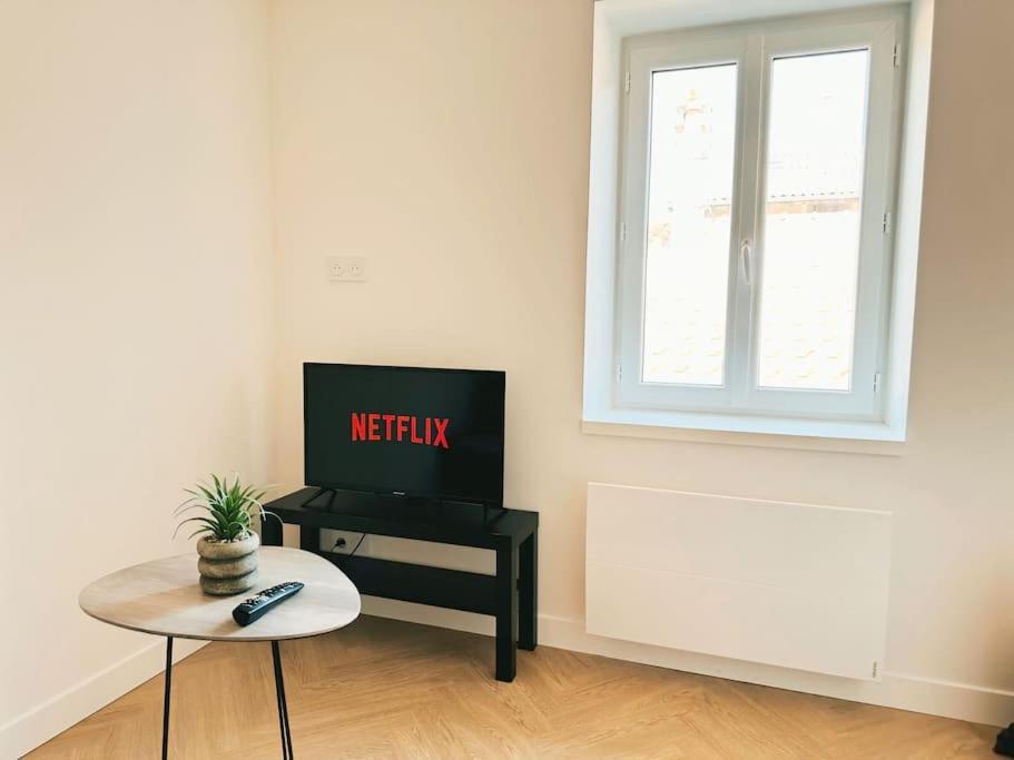 Le Studio - Cocon Scandinave - Parking Gratuit Pont-de-Veyle Extérieur photo
